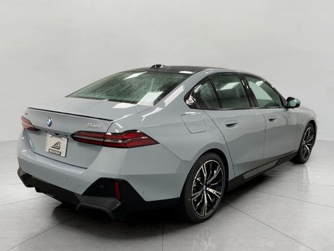 New 2026 BMW 540i xDrive image 3