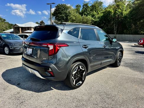 Used 2024 Kia Seltos SX AWD/4WD image 9