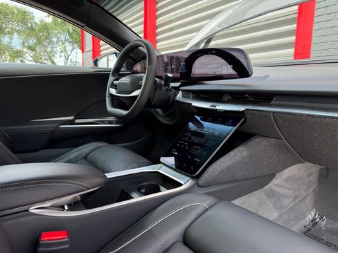 Used 2023 Lucid Air Touring AWD/4WD image 26