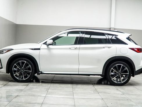 Used 2023 INFINITI QX50 Sport FWD image 9