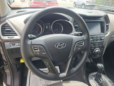 Used 2018 Hyundai Santa Fe Sport w/ 2.4L Value Package 02 AWD/4WD image 10