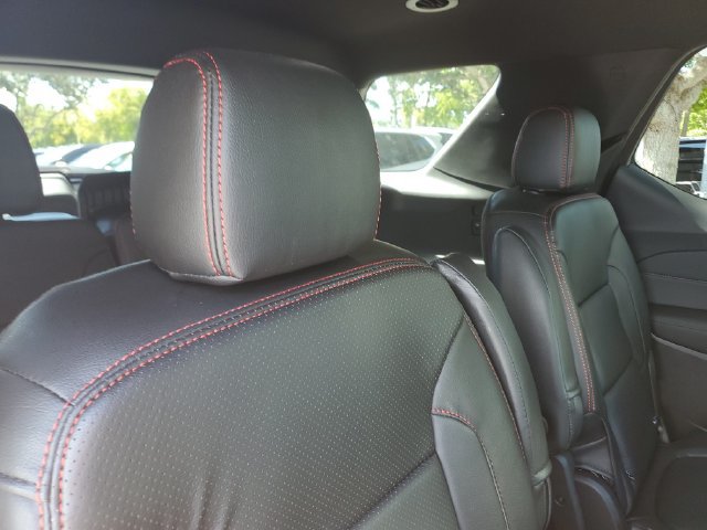 Certified 2023 Chevrolet Traverse LT FWD image 25