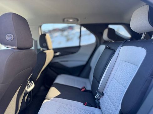 Used 2022 Chevrolet Equinox LS w/ LS Convenience Package image 19