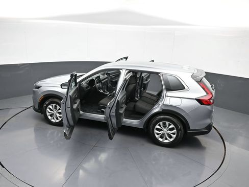 Used 2024 Honda CR-V LX image 43
