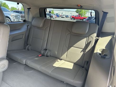 Used 2020 GMC Yukon SLT w/ Premium Edition AWD/4WD image 23