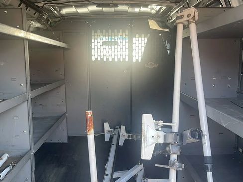 Used 2021 Chevrolet Express 2500 Regular Van 3D w/ Driver Convenience Package image 15