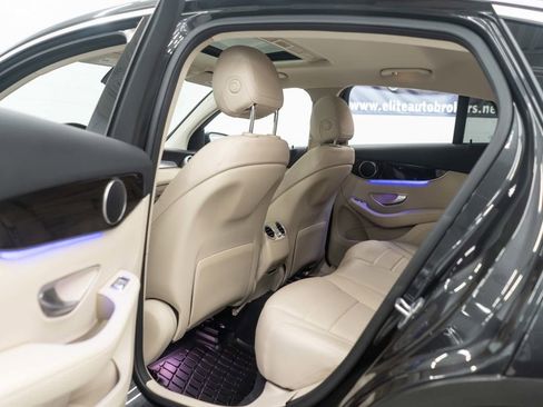 Used 2023 Mercedes-Benz GLC 300 4MATIC Coupe image 28