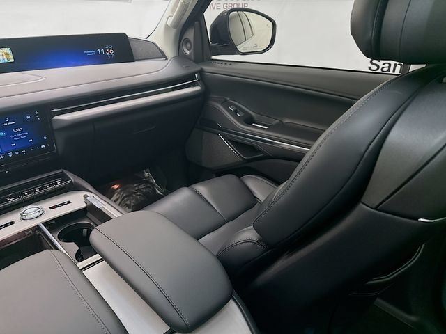 Used 2025 Lincoln Navigator Reserve AWD/4WD image 25