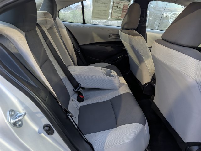 Used 2026 Toyota Corolla LE FWD image 29