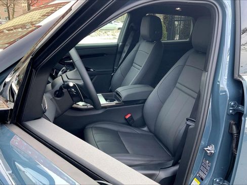 New 2026 Land Rover Range Rover Evoque S AWD/4WD image 9
