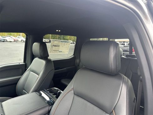 New 2025 Ford F150 Lariat w/ Equipment Group 501A Mid image 18