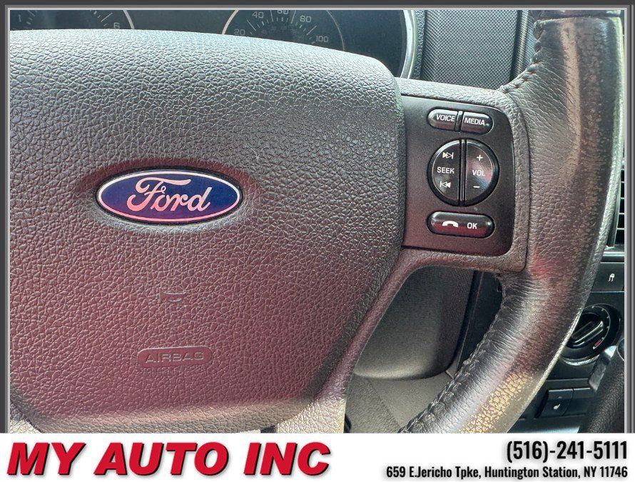 Used 2010 Ford Explorer XLT AWD/4WD image 21