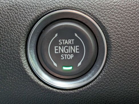 New 2026 GMC Acadia Elevation w/ Elevation Premium Package FWD image 30