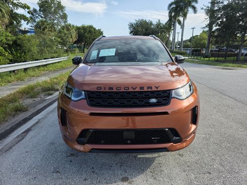 Certified 2022 Land Rover Discovery Sport SE R-Dynamic AWD/4WD image 8