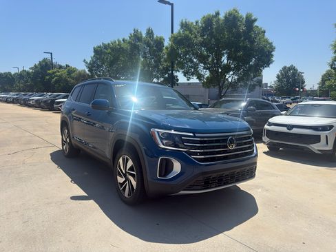 New 2026 Volkswagen Atlas SE AWD/4WD image 3