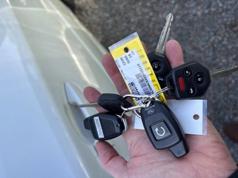 Used 2016 Subaru Legacy 2.5i Premium image 26