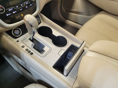 Used 2016 Nissan Murano Platinum w/ Platinum Technology Package FWD image 26