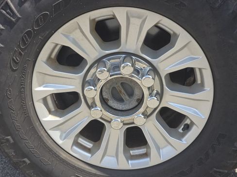 Used 2019 Ford F250 XL w/ STX Appearance Package AWD/4WD image 8