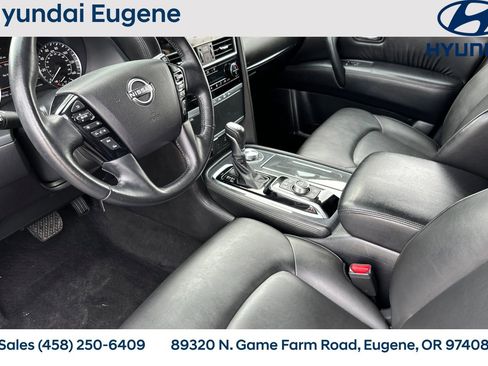 Used 2023 Nissan Armada SV image 11