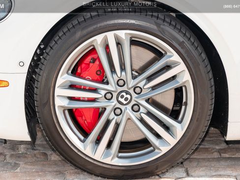 Used 2022 Bentley Continental GT image 36