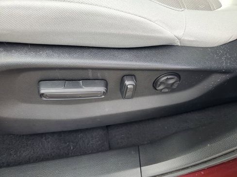 Used 2018 Honda CR-V EX image 7