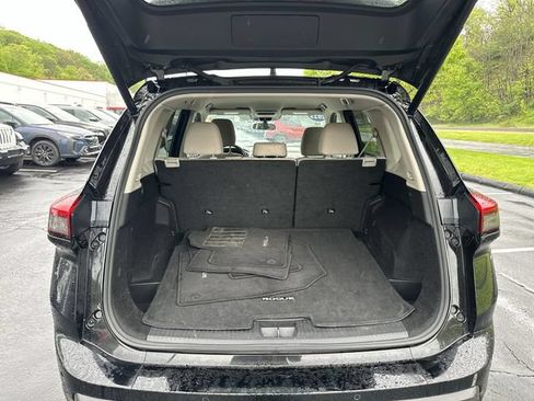 Used 2025 Nissan Rogue SV AWD/4WD image 22