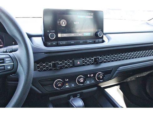 Used 2024 Honda Accord LX image 15