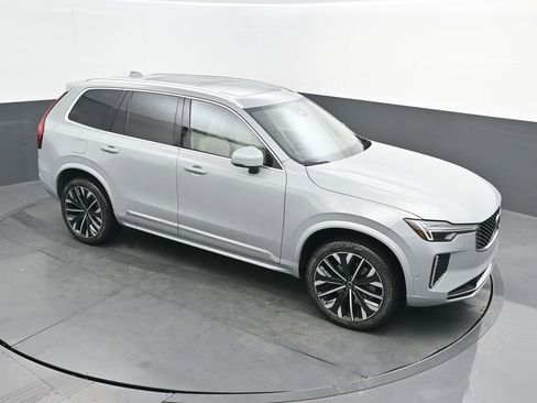 New 2026 Volvo XC90 B6 Plus w/ Protection Package Premier AWD/4WD image 29