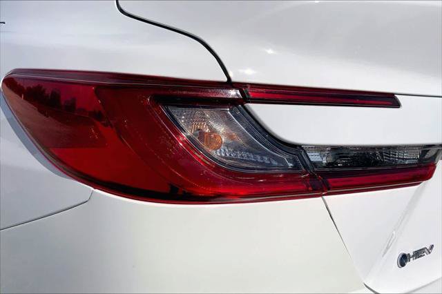 Certified 2025 Toyota Camry LE FWD image 28
