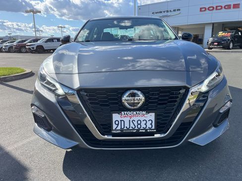 Used 2022 Nissan Altima 2.5 SR image 12