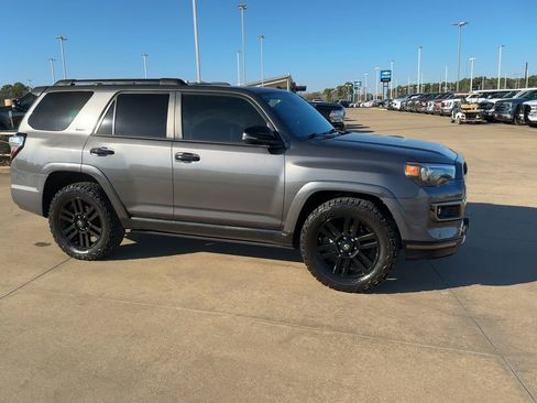 Used 2021 Toyota 4Runner Nightshade image 9