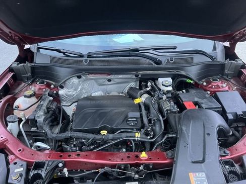 Used 2024 Chevrolet Trax RS w/ Sunroof Package image 20