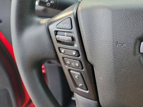 Certified 2022 Nissan Frontier SV image 27