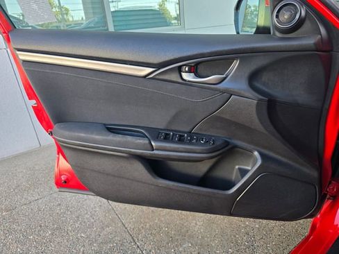 Used 2018 Honda Civic EX image 18