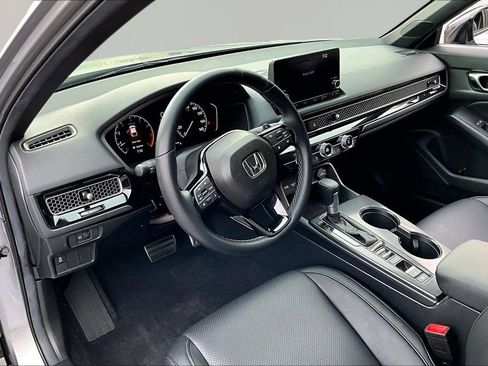 Used 2025 Honda Civic Sport image 14