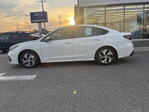 Used 2025 Subaru Legacy Premium AWD/4WD image 8