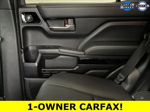 Used 2025 Toyota 4Runner Limited image 33