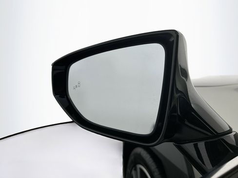 Used 2019 Lexus UX 200 F Sport image 16