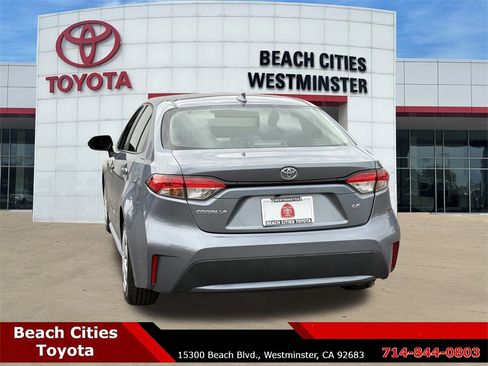 Certified 2021 Toyota Corolla LE image 9