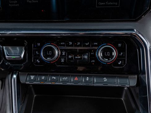 Used 2024 GMC Sierra 2500 Denali Ultimate image 27