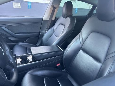 Used 2020 Tesla Model 3 Long Range image 11