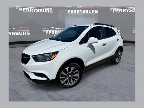 Used 2022 Buick Encore Preferred w/ Safety Package AWD/4WD image 1