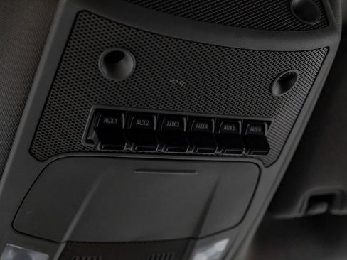 Used 2019 Ford F250 XLT w/ XLT Premium Package image 24