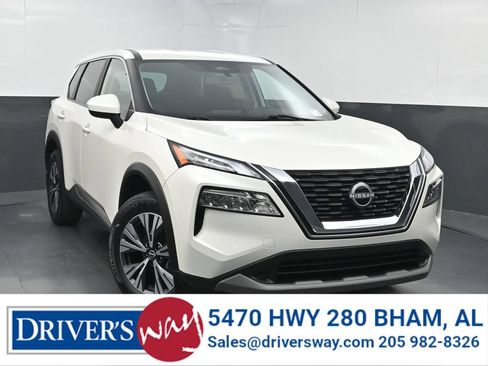Used 2023 Nissan Rogue SV FWD image 1