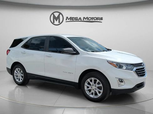Used 2020 Chevrolet Equinox LS FWD image 11