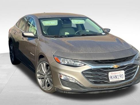 Used 2024 Chevrolet Malibu LT FWD image 2