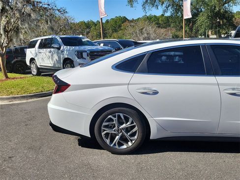 Certified 2023 Hyundai Sonata SEL w/ Convenience Package image 13