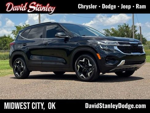 Used 2025 Kia Seltos EX w/ EX Sunroof Package AWD/4WD image 1