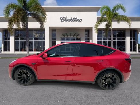 Used 2021 Tesla Model Y 2WD image 8