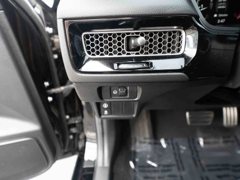Certified 2024 Honda Civic Sport image 11